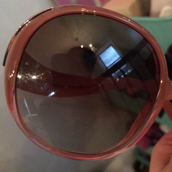 Chloe Large Sunglasses - Picture 5 of 5